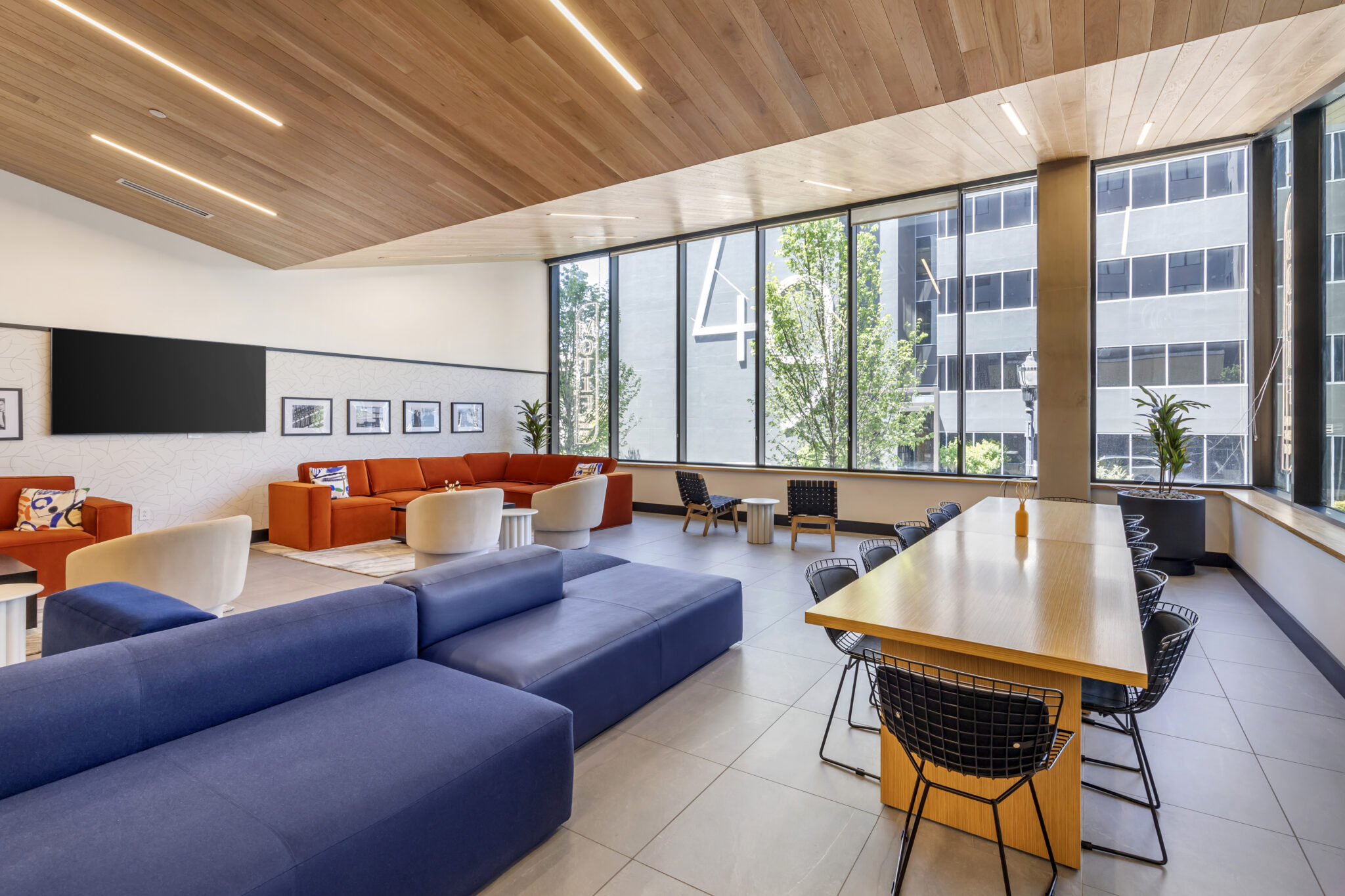 Outdoor Fall Adventures in Nashville Hiking, Picnics, & More